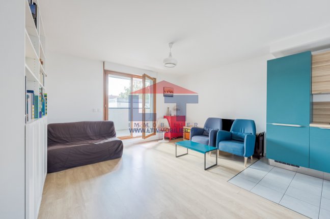 Vente Appartement  3 pices - 71m 93100 Montreuil